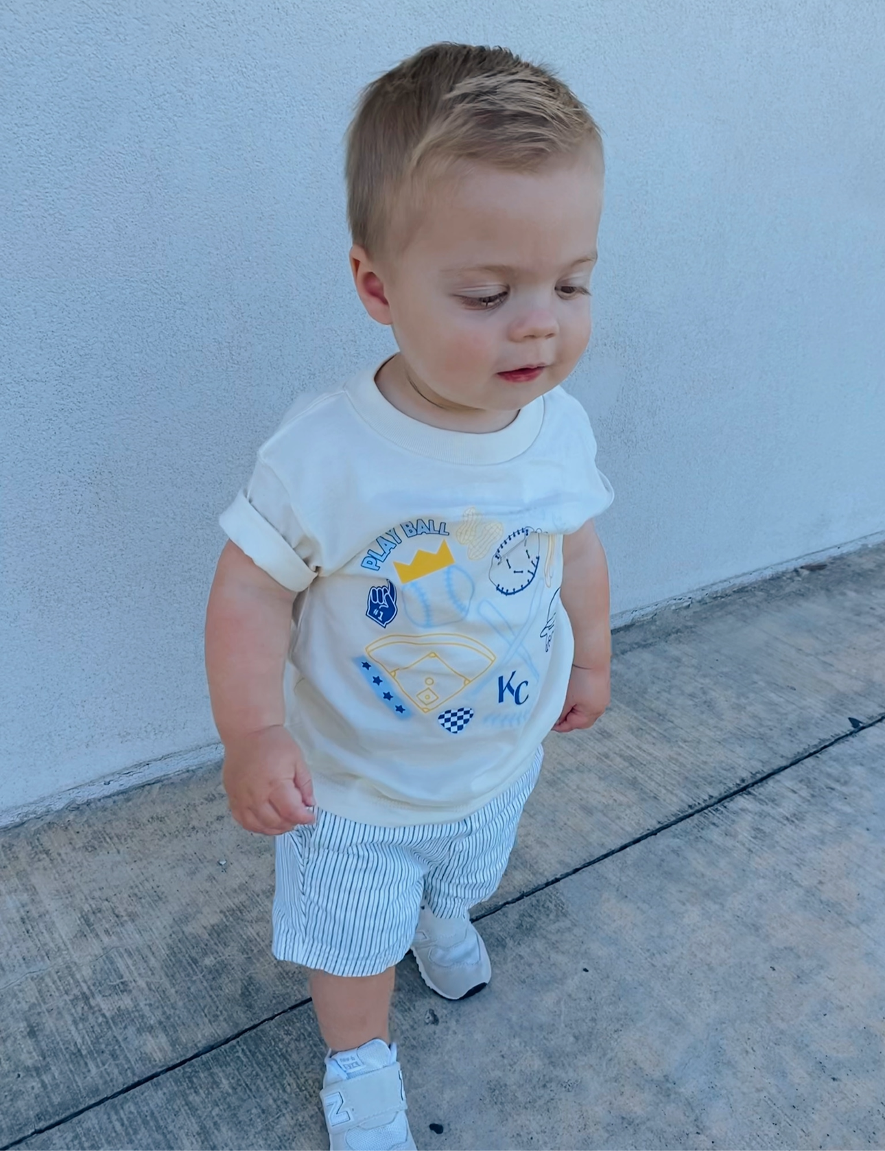 ROYALS COLLAGE ONESIE/TEE