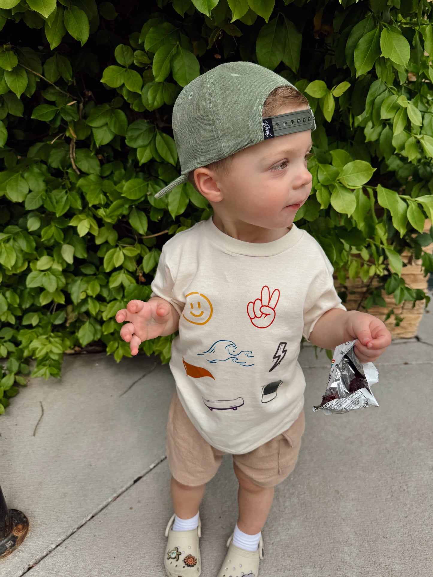 BOYS ICONS ONESIE/TEE