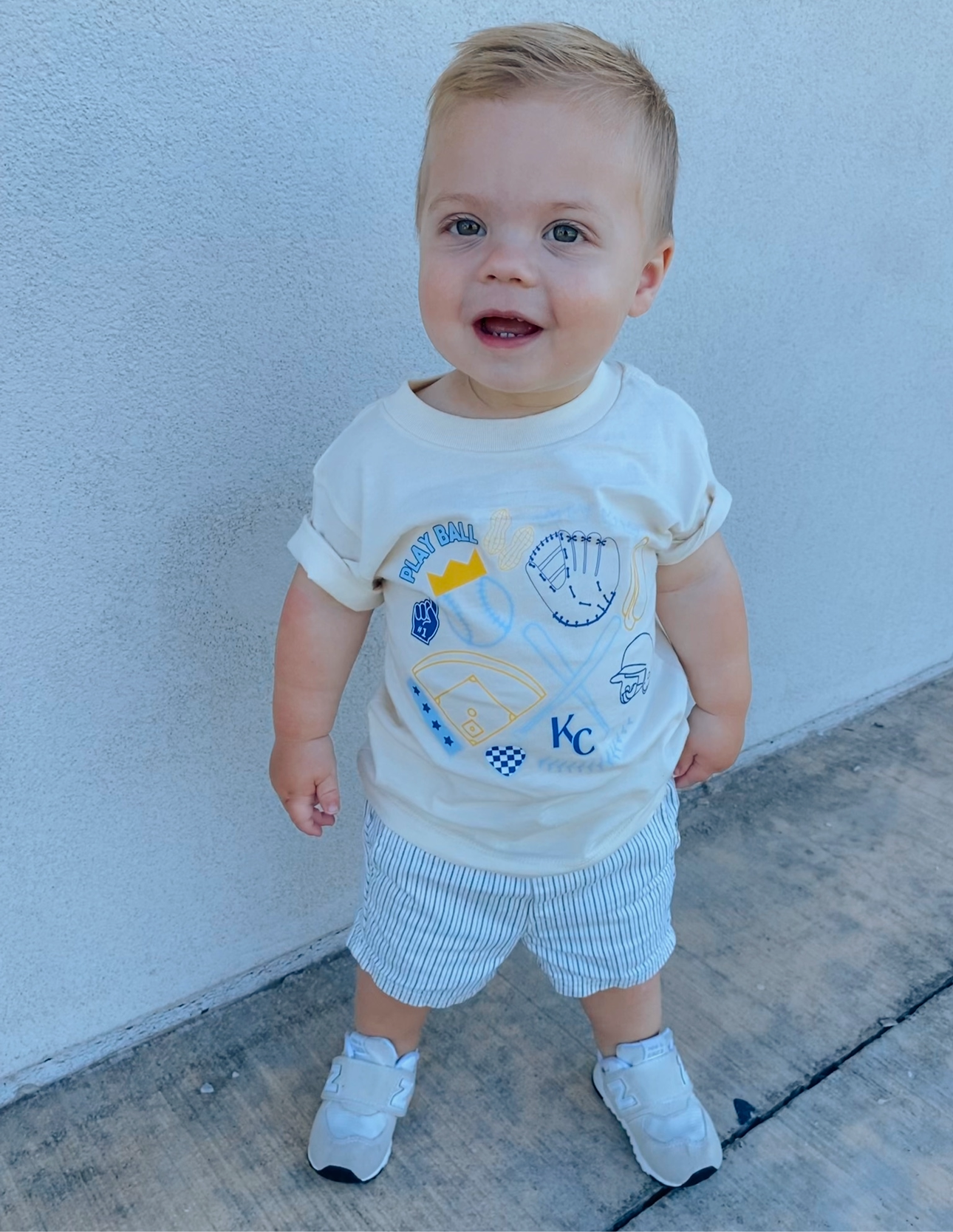 ROYALS COLLAGE ONESIE/TEE