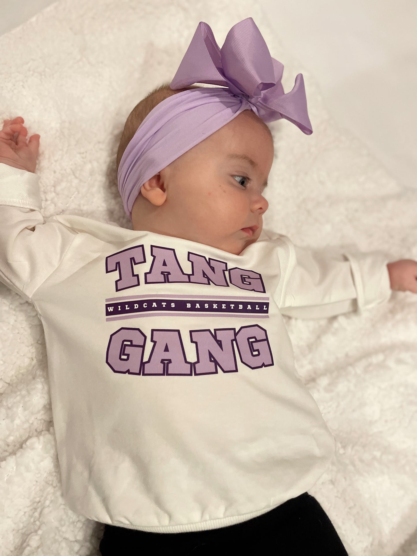 WHITE TANG GANG CREWNECK