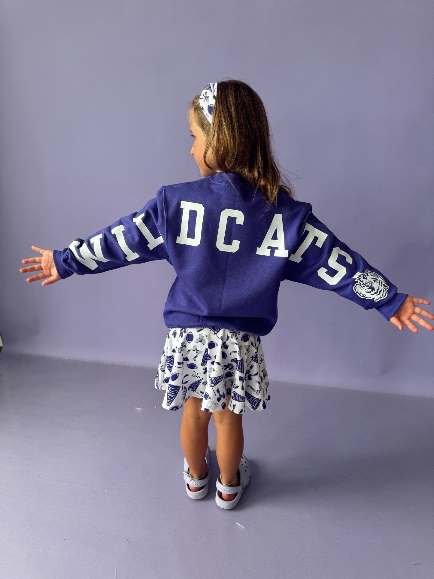 WILDCATS ATHLETICS VARSITY STYLE— YOUTH CREWNECK