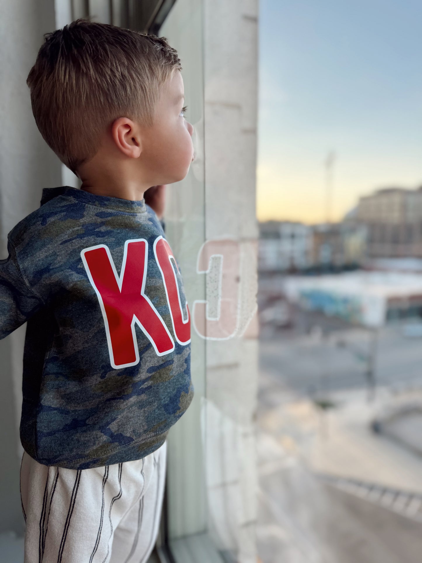 KC CAMO — TODDLER/YOUTH CREWNECK