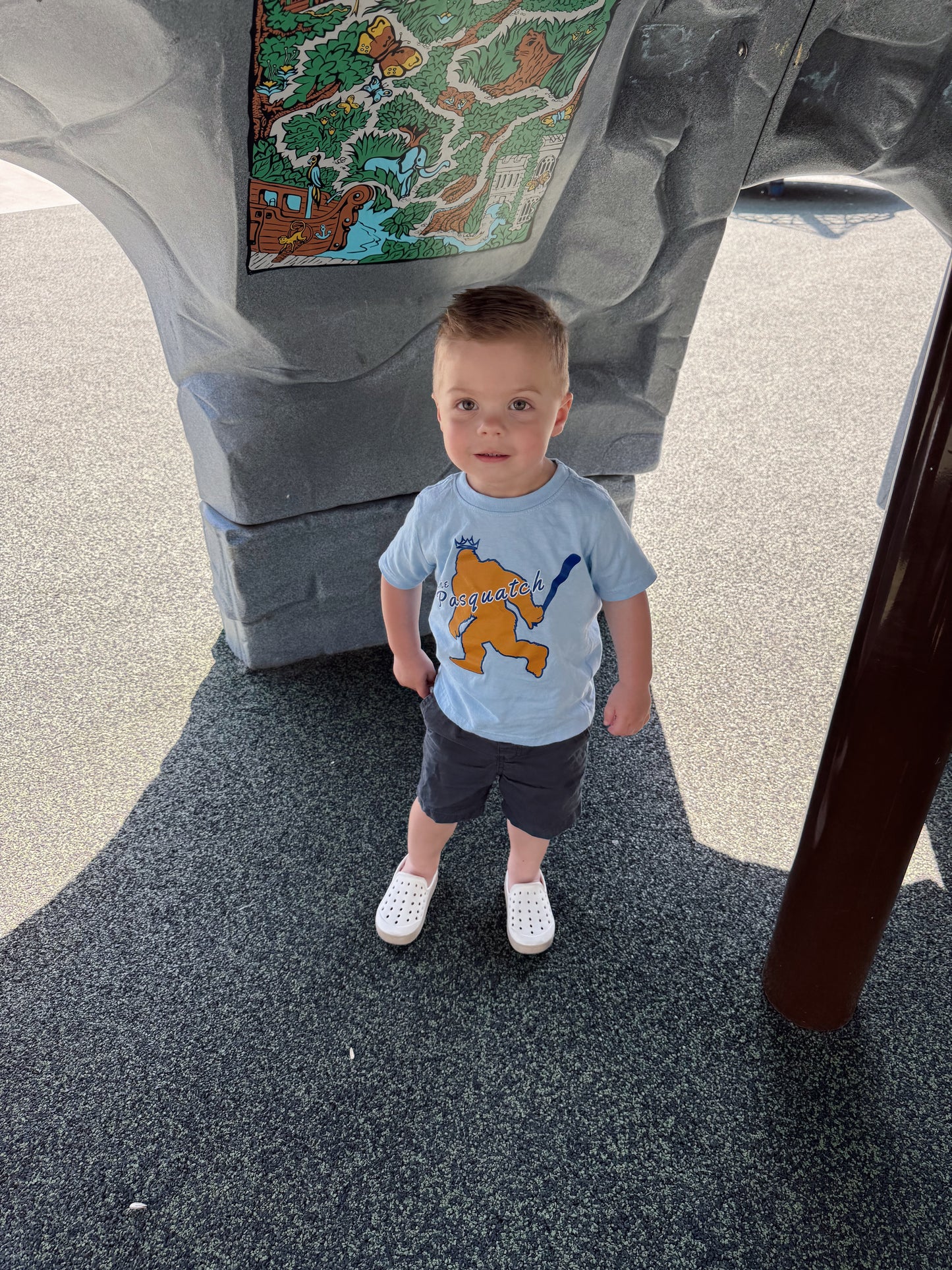 PASQUATCH ONESIE/TEE