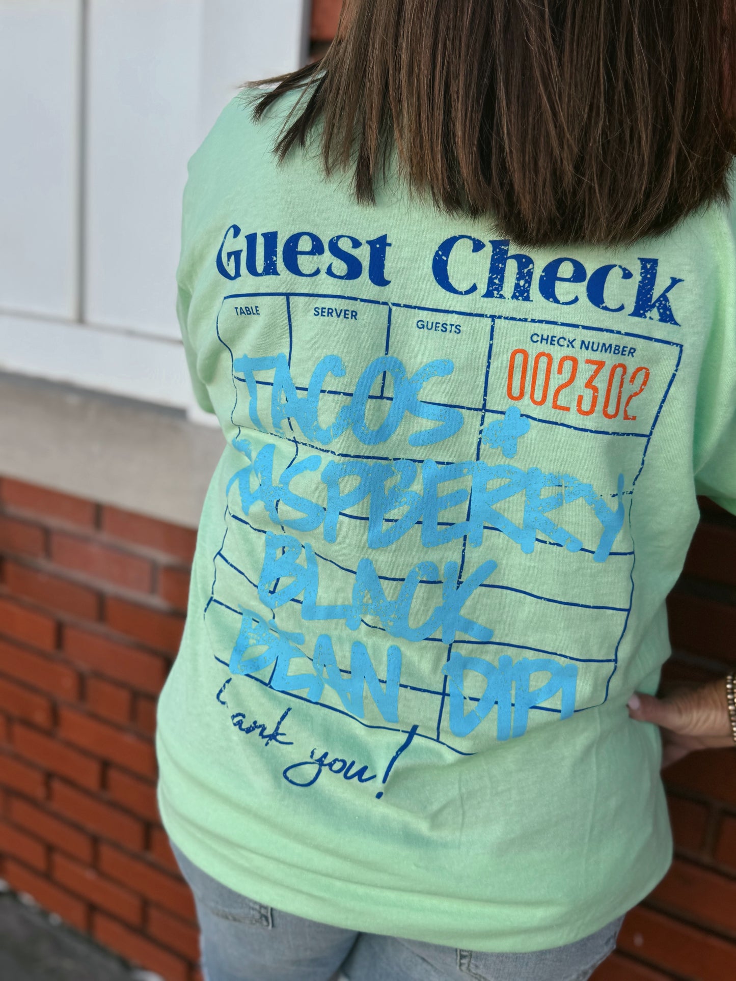 LET’S MEET AT LUCHA GREEN—ADULT TEE