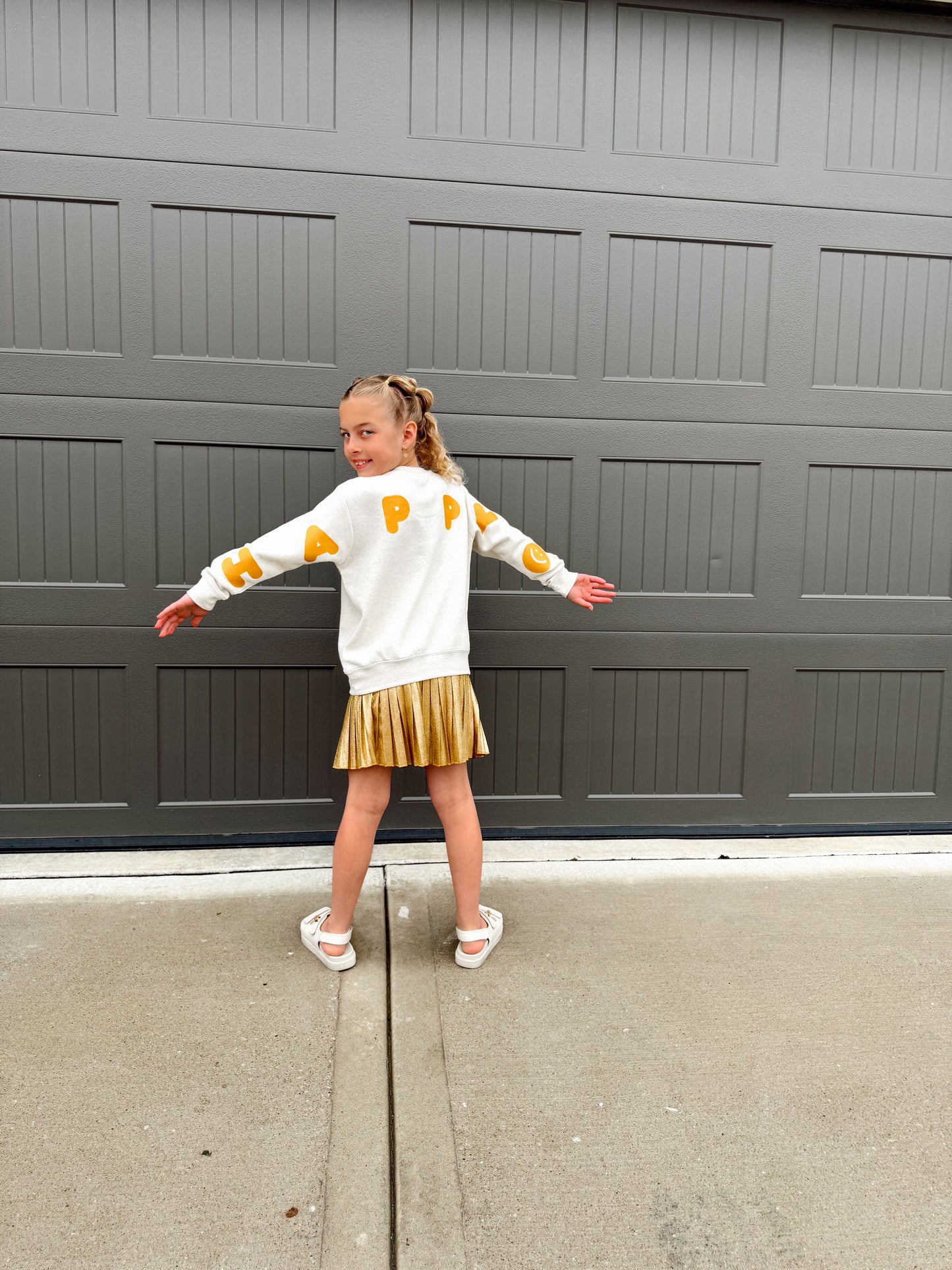 HAPPY LIL’ THANG CREWNECK