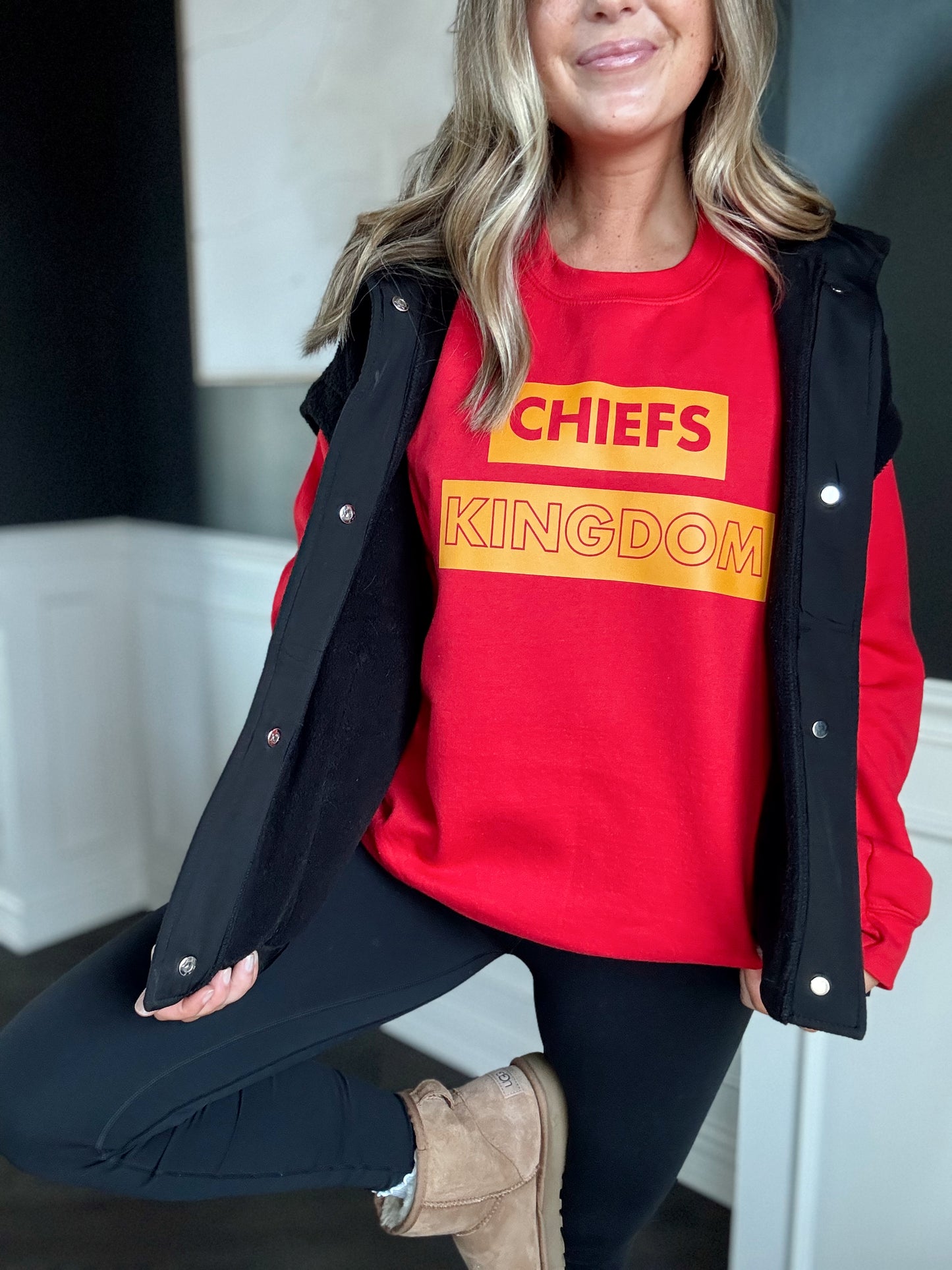 CLASSIC CHIEFS KINGDOM— ADULT CREWNECK