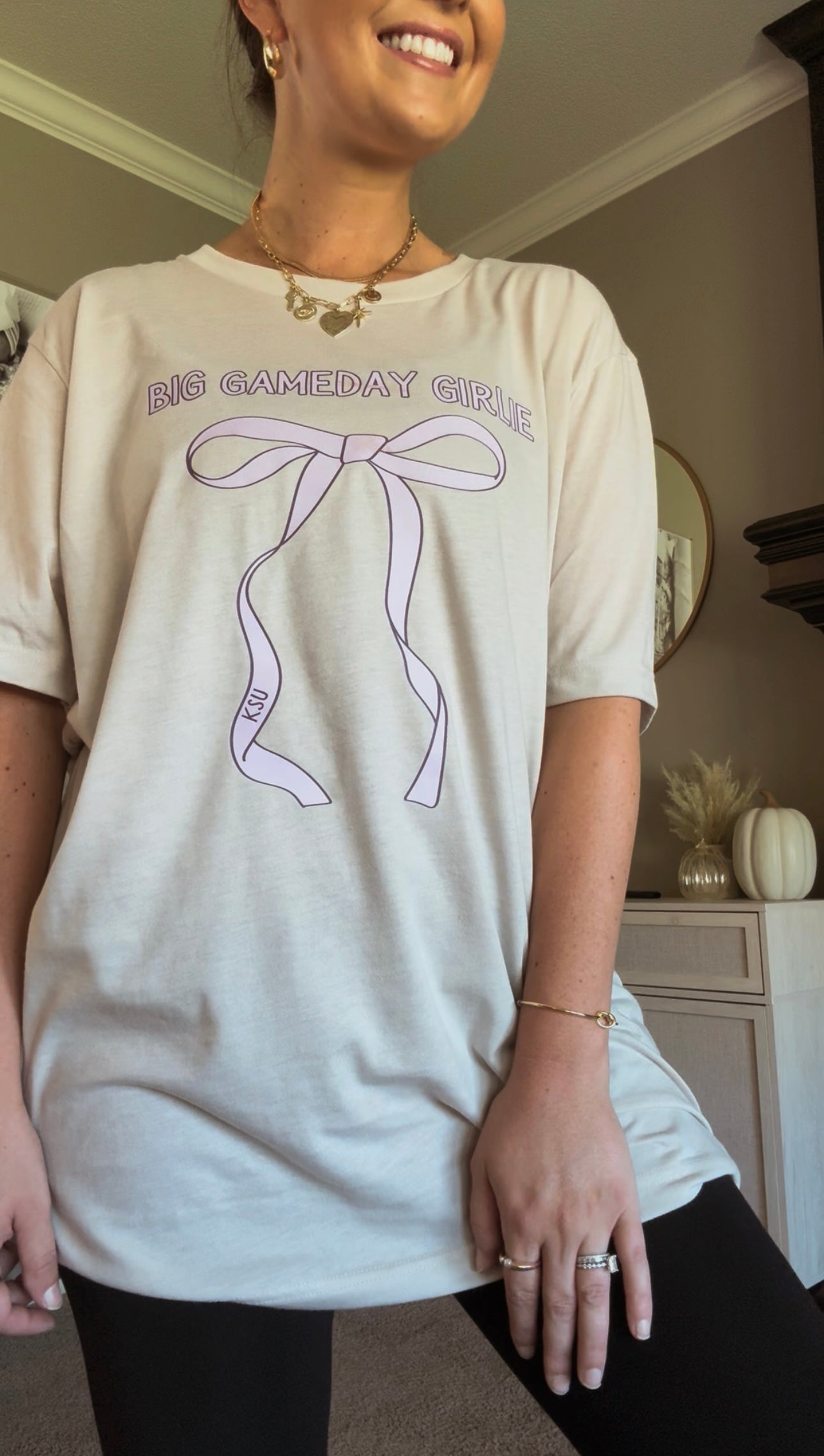 BIG GAMEDAY GIRLIE—ADULT TEE
