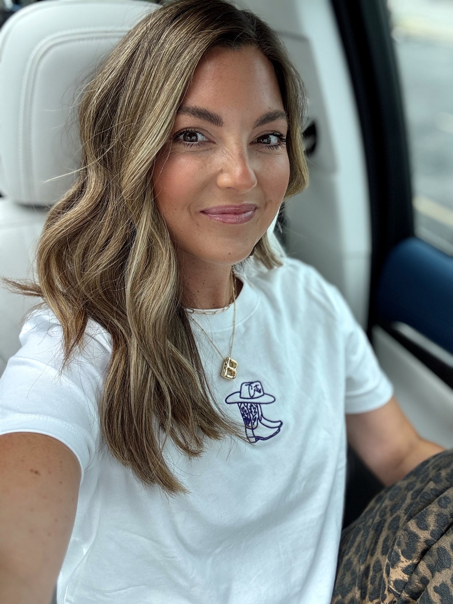 (PREORDER) COWGIRL CATS EMBROIDERED—ADULT TEE