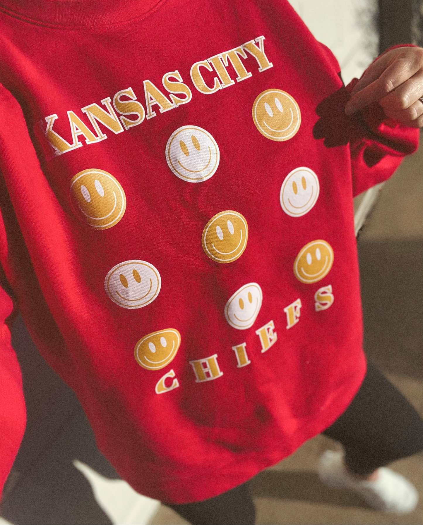 KANSAS CITY SMILEY— ADULT CREWNECK
