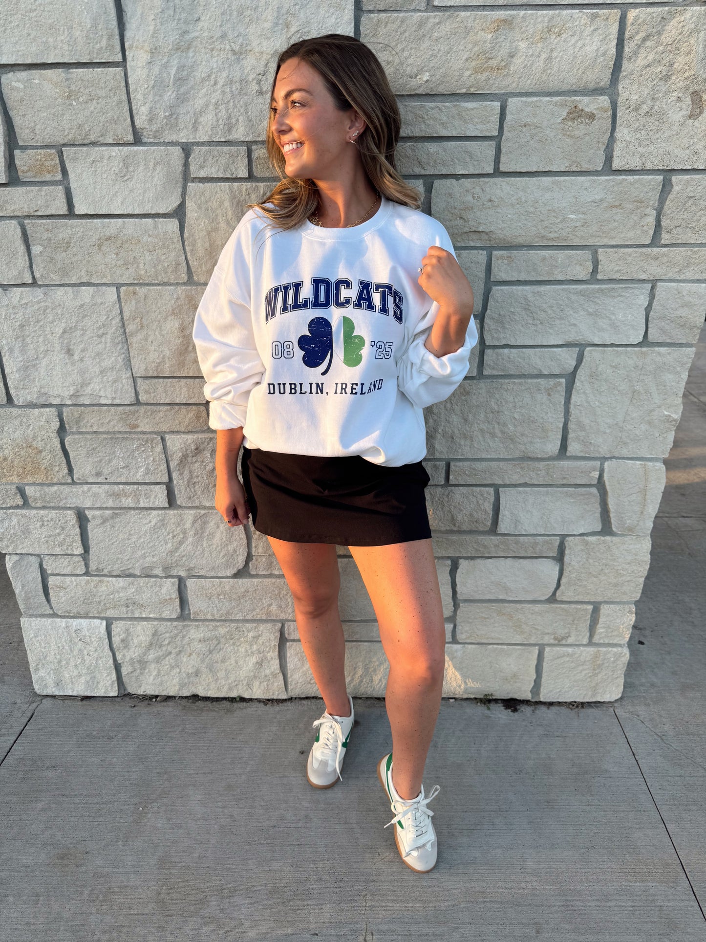 VINTAGE WILDCATS IN DUBLIN— ADULT CREWNECK