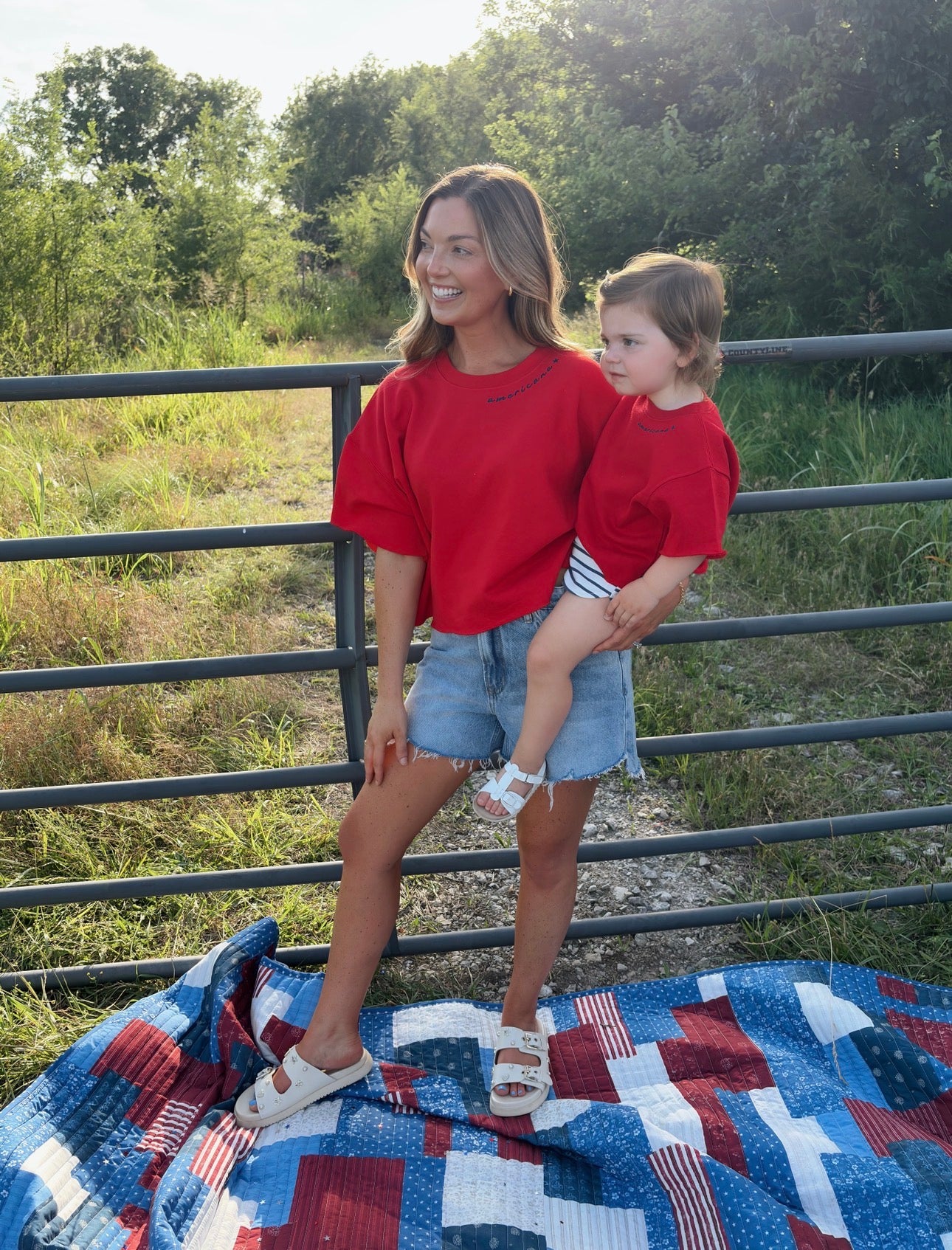 AMERICANA CROP FLEECE—ADULT