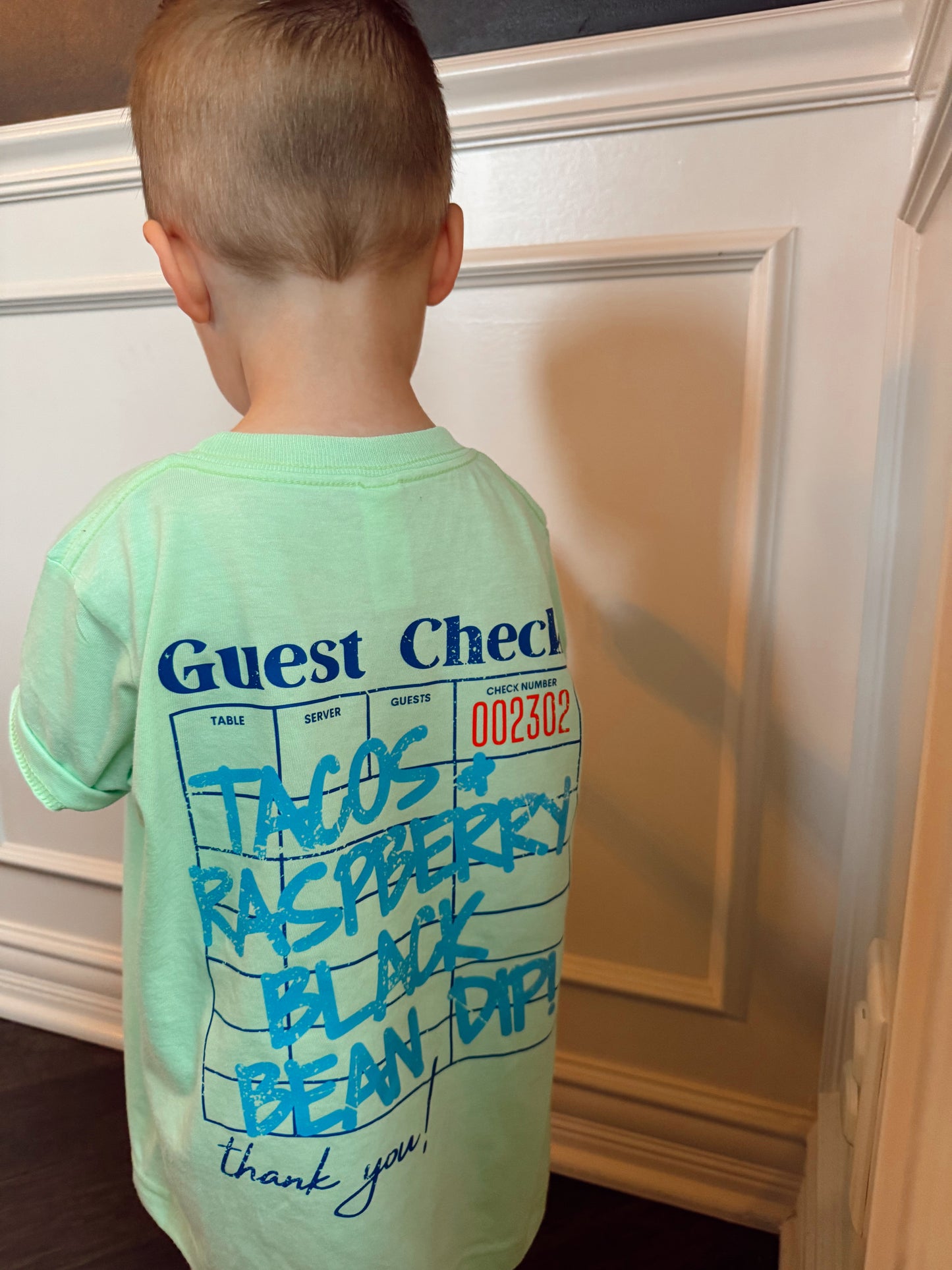 LET’S MEET AT LUCHA GREEN —YOUTH TEE