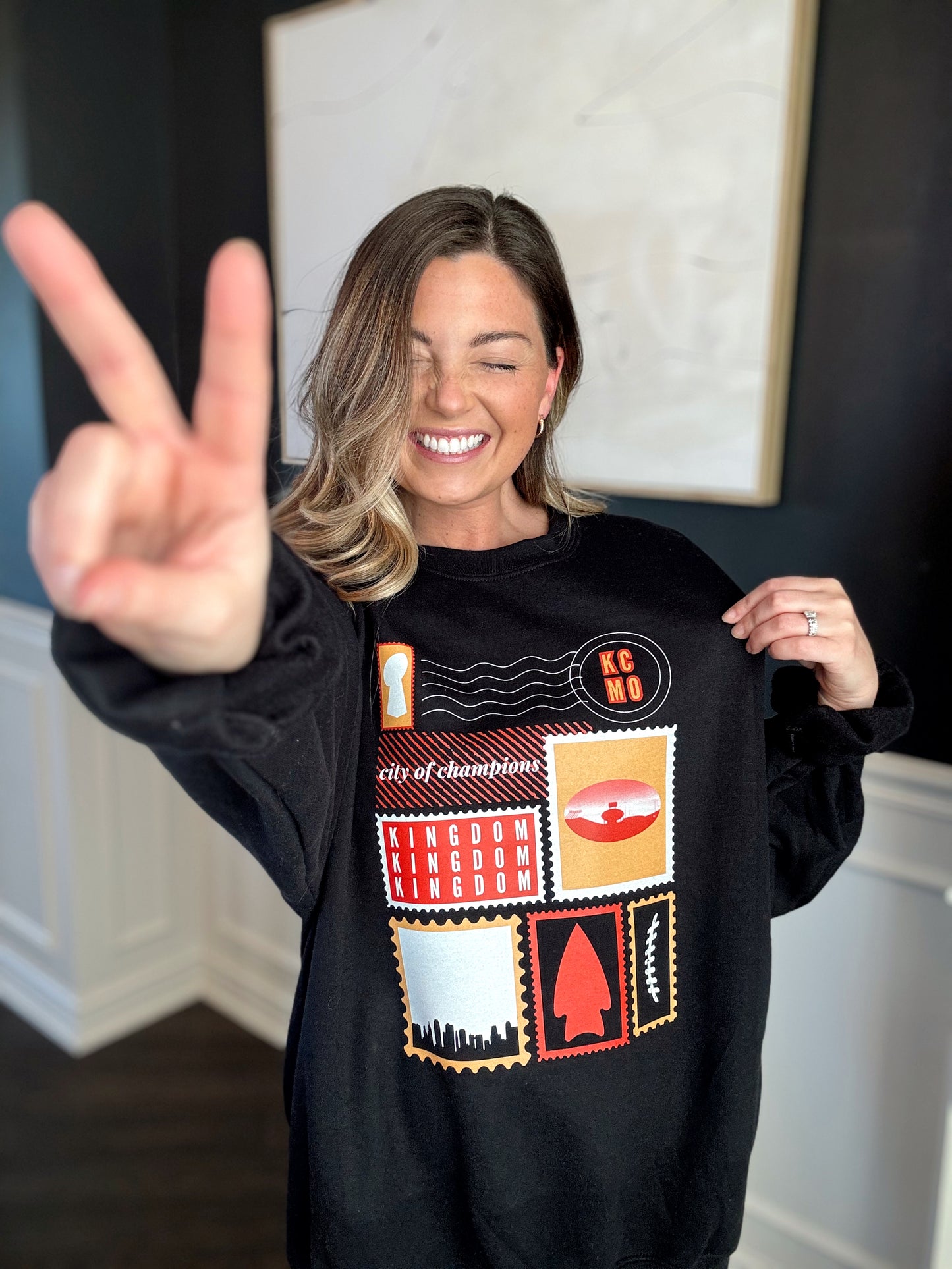 KC STAMPS — ADULT CREWNECK