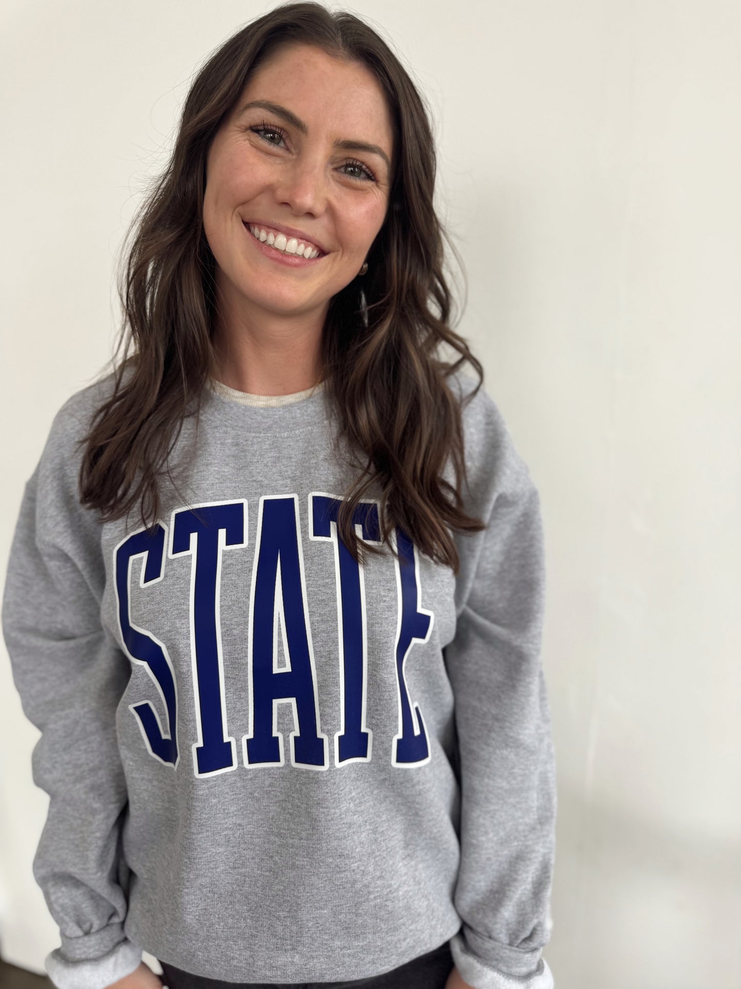 STATE— ADULT CREWNECK
