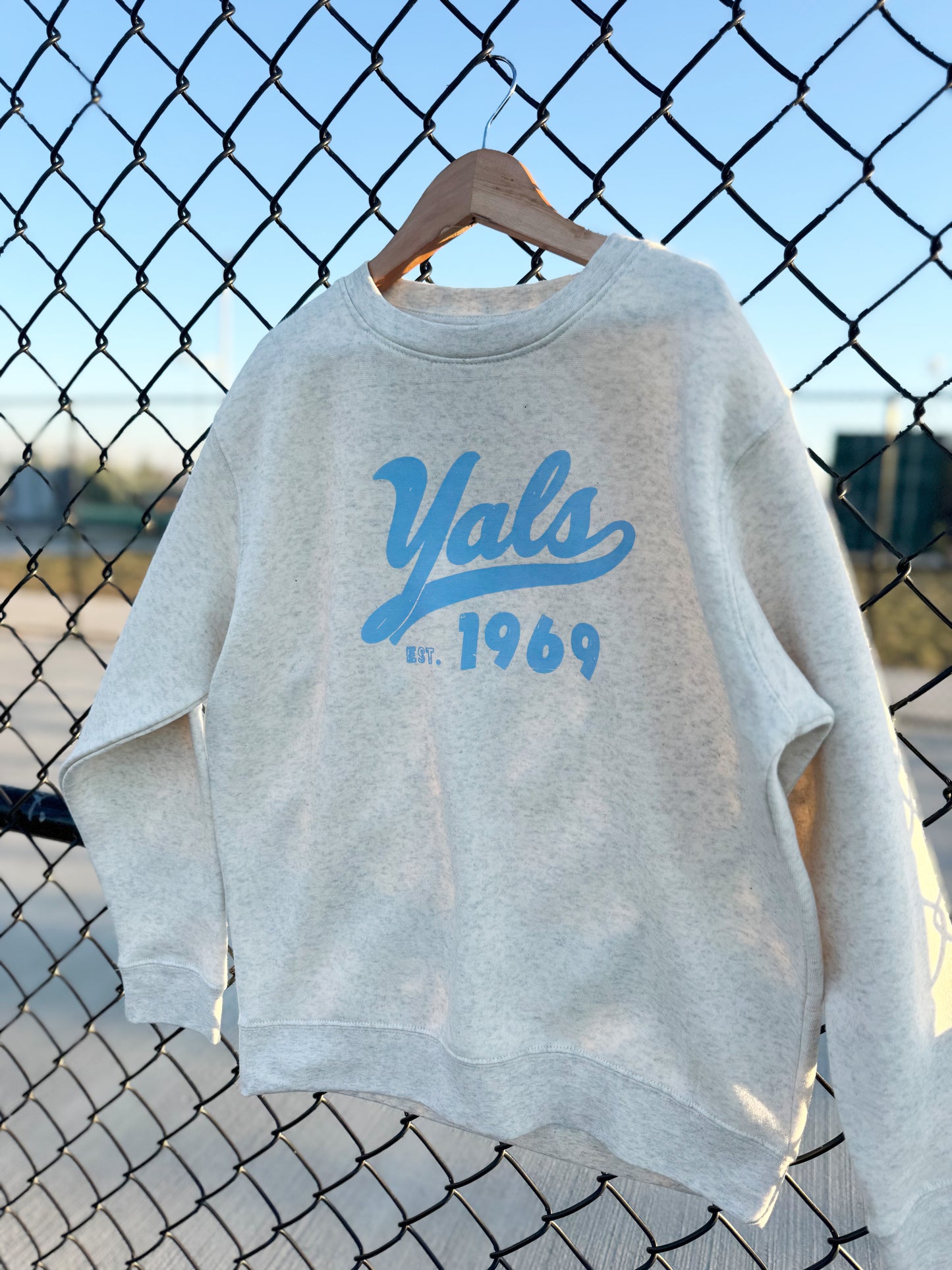 NATURAL YALS- ADULT CREWNECK