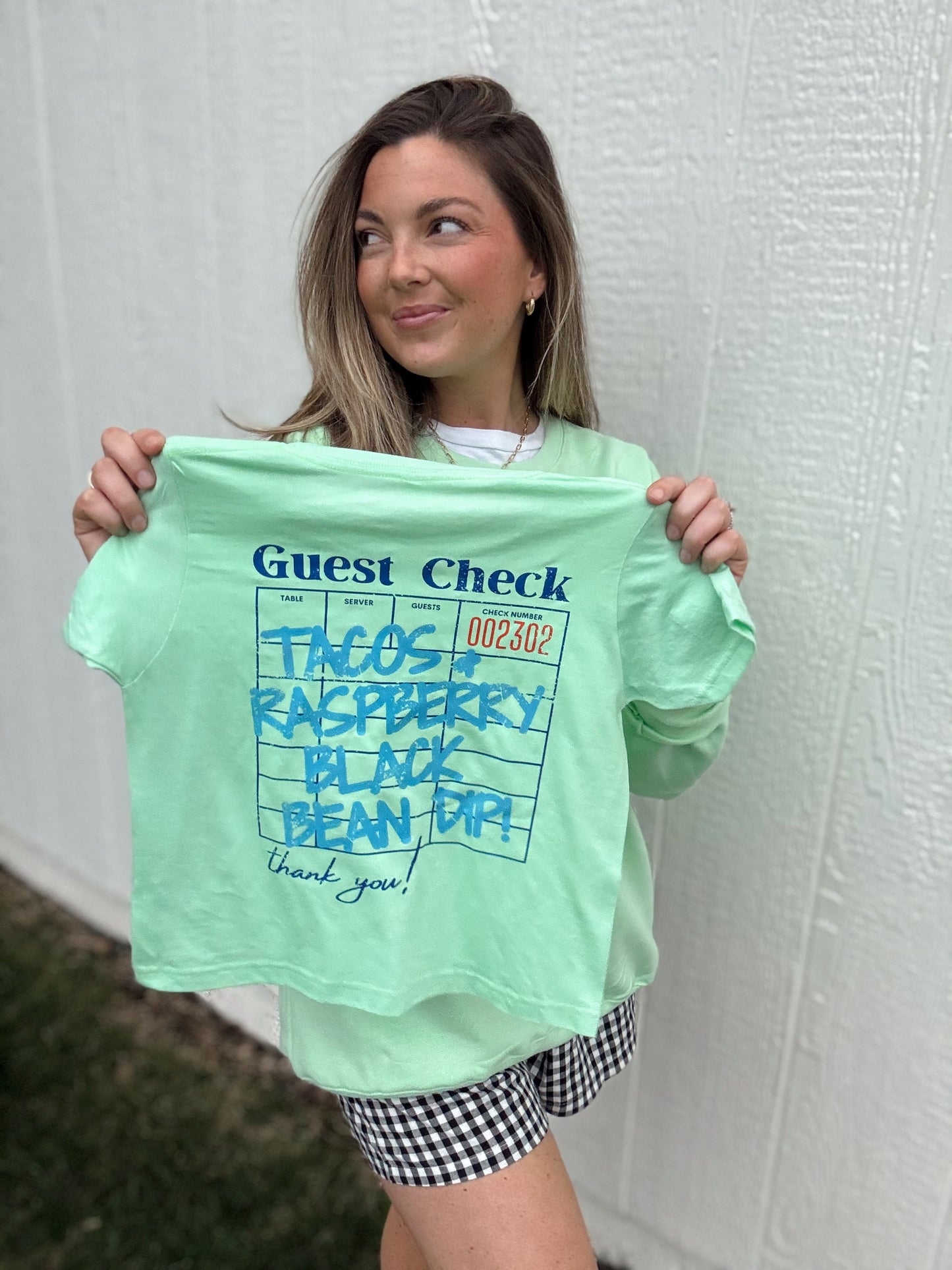 LET’S MEET AT LUCHA GREEN —YOUTH TEE