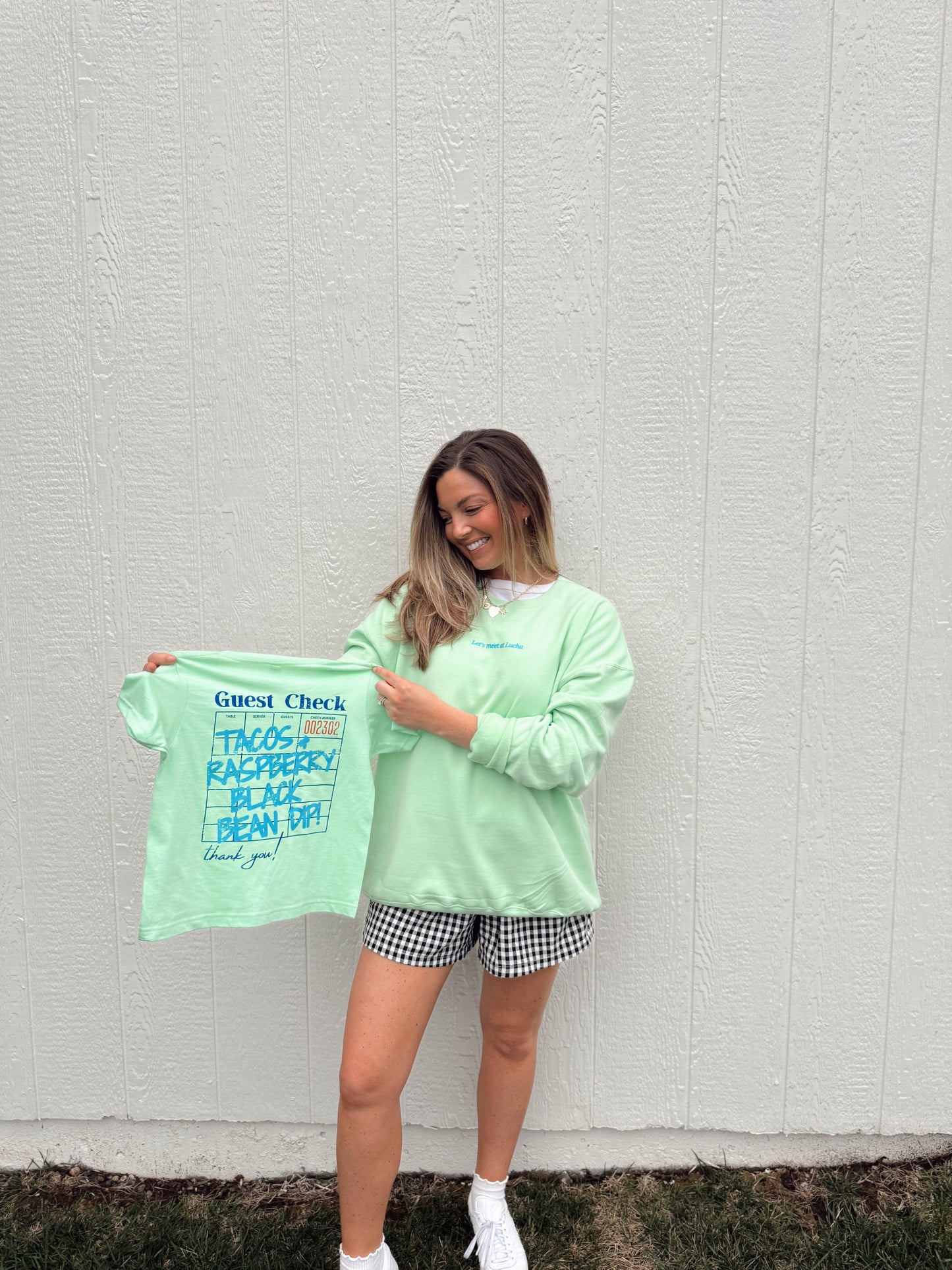 LET’S MEET AT LUCHA GREEN —YOUTH TEE