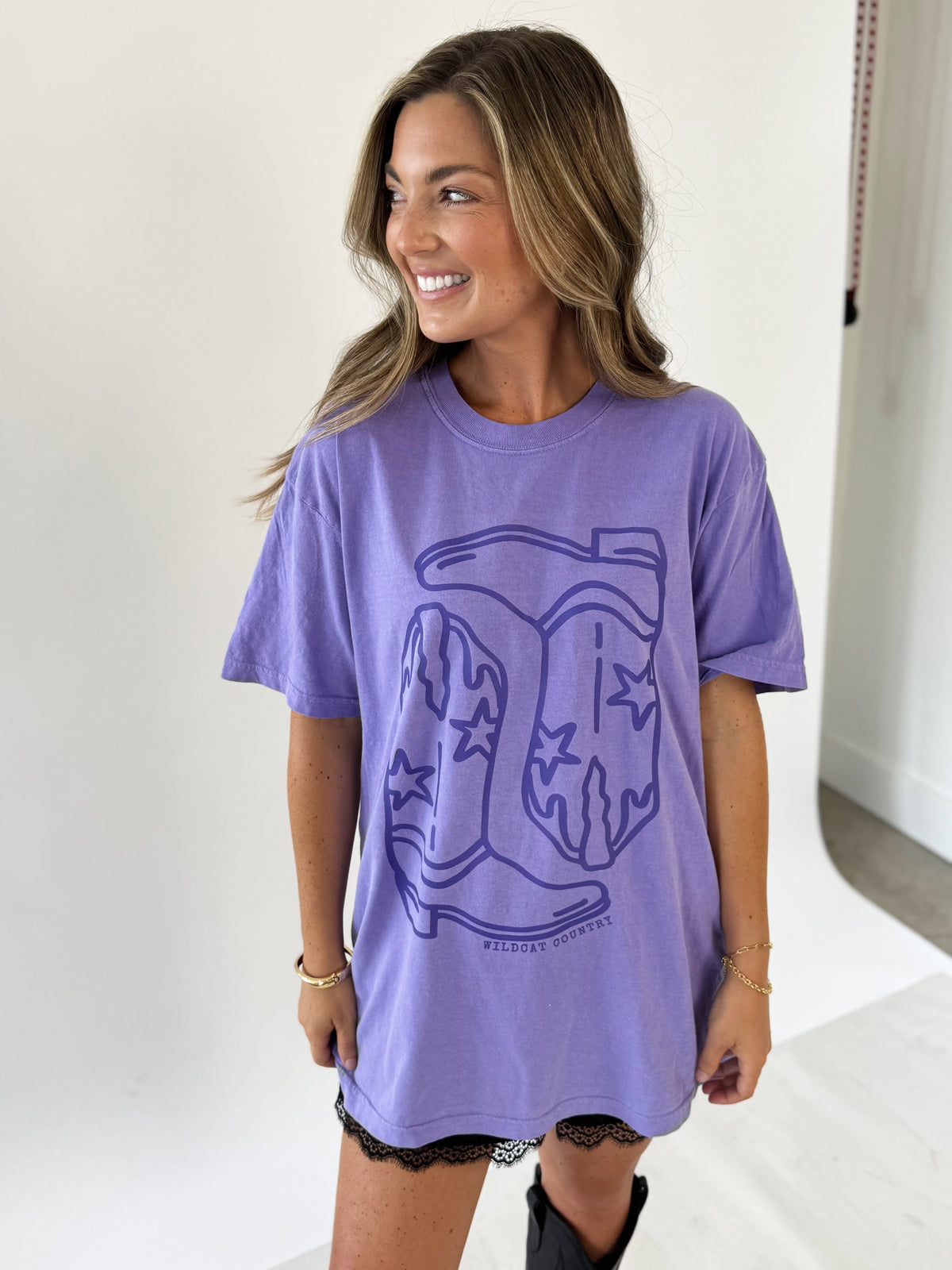 WILDCAT COUNTRY- ADULT TEE